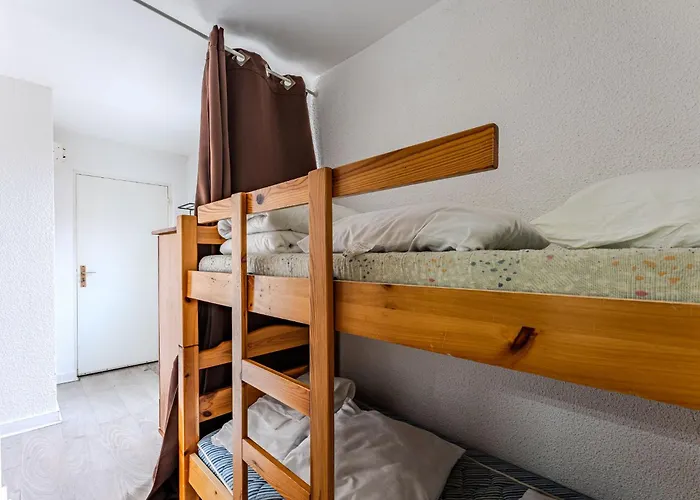 Apartment En Front De Avec Loggia Fermee Et Parking, 4 Pers. - Fr-1-521-266