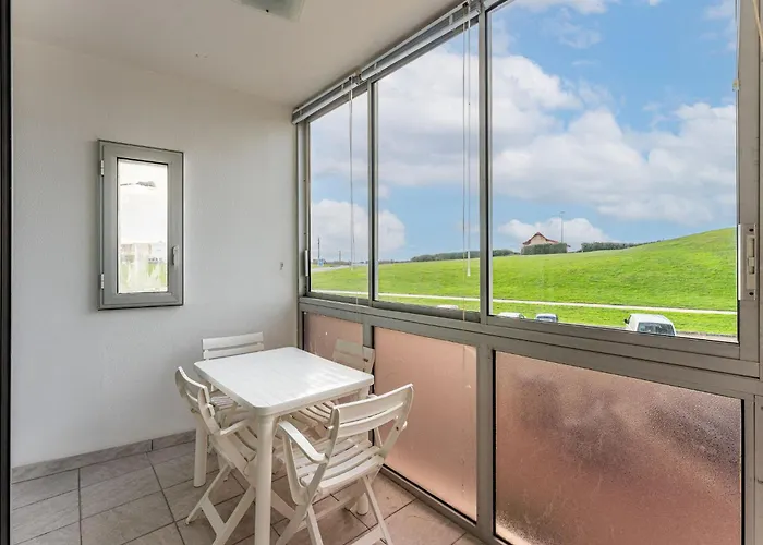 En Front De Avec Loggia Fermee Et Parking, 4 Pers. - Fr-1-521-266